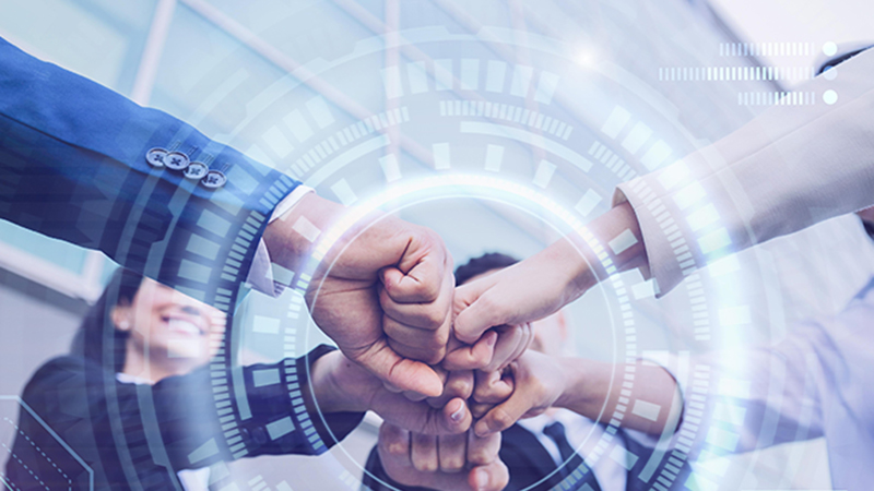 E-leadership: ejercer el liderazgo en la era virtual