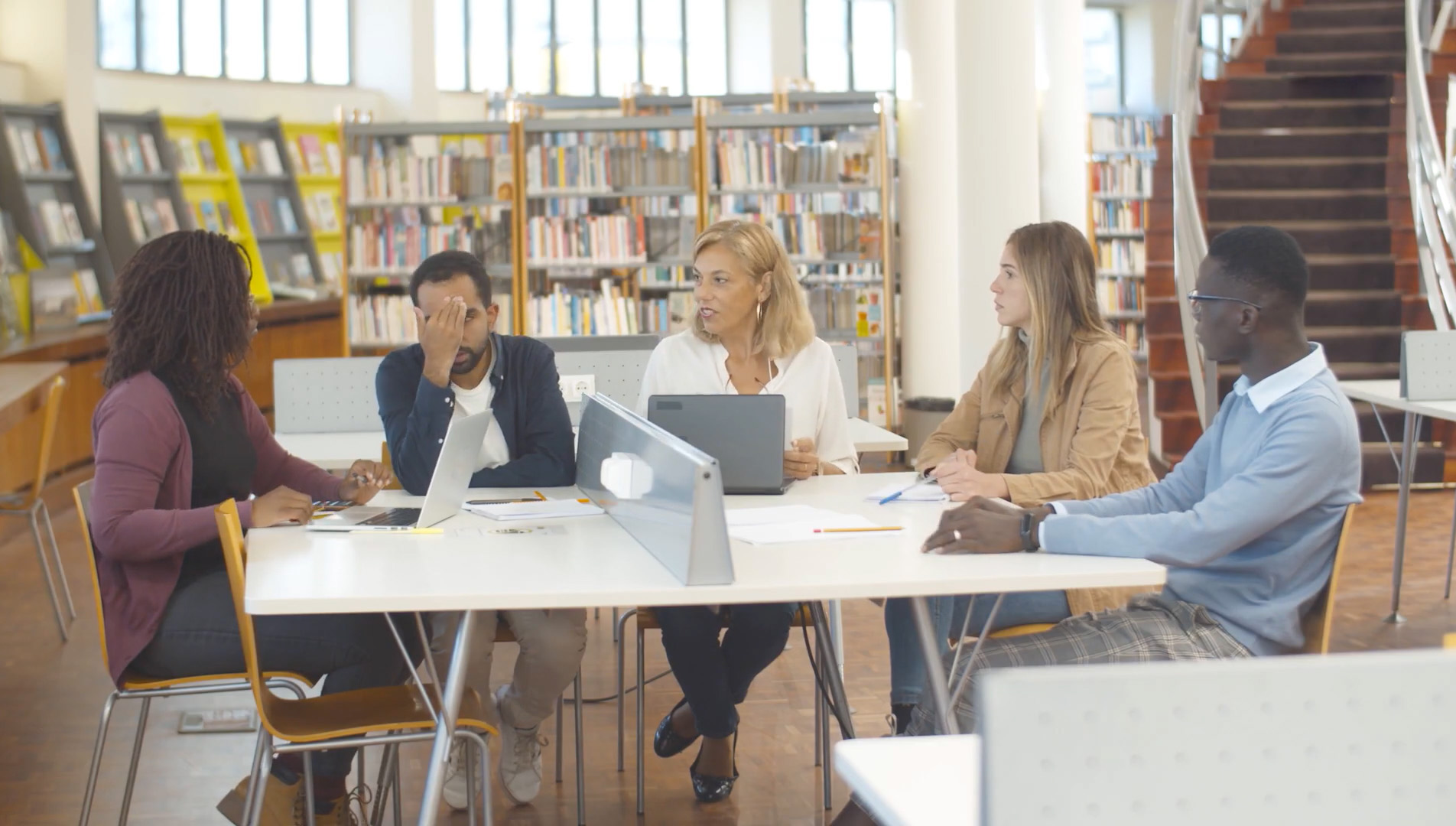 Inglés Introductorio: Tu primer paso hacia la fluidez