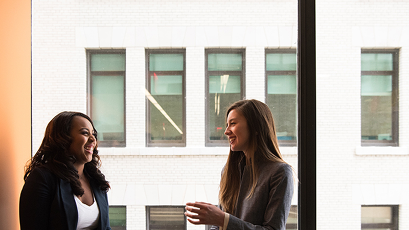 Cómo Mantener una Buena Comunicación Interpersonal entre Compañeros